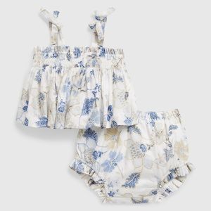 Gap Two-piece outfit in spring floral